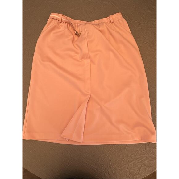 Alfred Dunner 2-Piece Skirt Suit Set Pink Large 18 Formal Workwear Corpcore - Picture 10 of 16